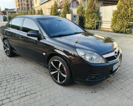 Черный Опель Вектра, объемом двигателя 2.2 л и пробегом 290 тыс. км за 3750 $, фото 1 на Automoto.ua