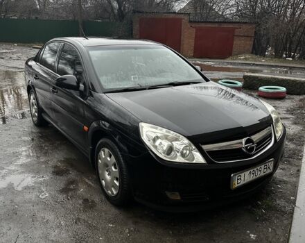 Черный Опель Вектра, объемом двигателя 1.8 л и пробегом 295 тыс. км за 4500 $, фото 1 на Automoto.ua