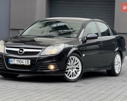 Черный Опель Вектра, объемом двигателя 2.2 л и пробегом 214 тыс. км за 4900 $, фото 1 на Automoto.ua