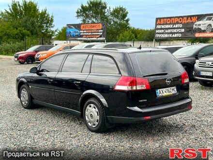 Черный Опель Вектра, объемом двигателя 2.2 л и пробегом 254 тыс. км за 4500 $, фото 1 на Automoto.ua
