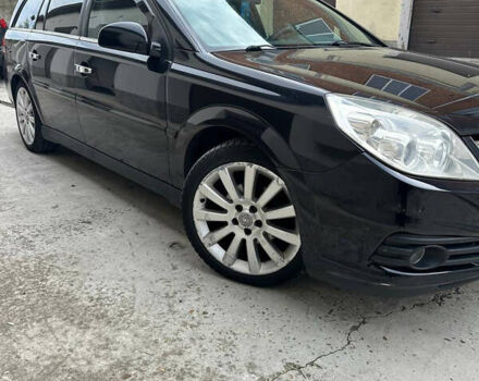 Черный Опель Вектра, объемом двигателя 2.2 л и пробегом 315 тыс. км за 5800 $, фото 1 на Automoto.ua