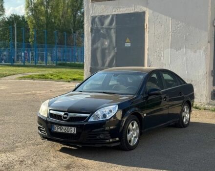 Черный Опель Вектра, объемом двигателя 1.9 л и пробегом 300 тыс. км за 2800 $, фото 1 на Automoto.ua