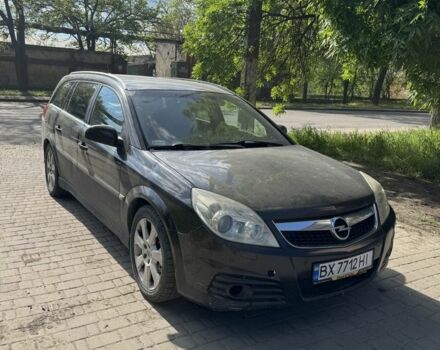 Черный Опель Вектра, объемом двигателя 1.9 л и пробегом 300 тыс. км за 3900 $, фото 1 на Automoto.ua
