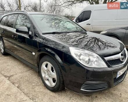 Черный Опель Вектра, объемом двигателя 1.9 л и пробегом 235 тыс. км за 4500 $, фото 1 на Automoto.ua