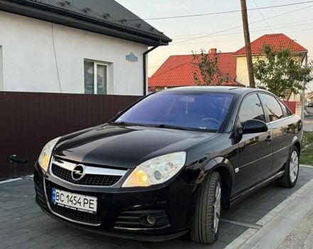 Черный Опель Вектра, объемом двигателя 2.2 л и пробегом 220 тыс. км за 4014 $, фото 1 на Automoto.ua