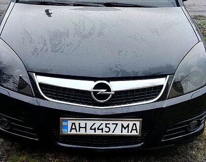 Черный Опель Вектра, объемом двигателя 2.2 л и пробегом 200 тыс. км за 6000 $, фото 1 на Automoto.ua