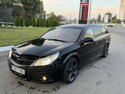 Чорний Опель Вектра, об'ємом двигуна 1.9 л та пробігом 258 тис. км за 1703 $, фото 1 на Automoto.ua