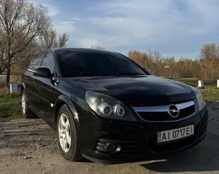 Черный Опель Вектра, объемом двигателя 2.2 л и пробегом 307 тыс. км за 5200 $, фото 1 на Automoto.ua