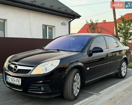 Черный Опель Вектра, объемом двигателя 2.2 л и пробегом 220 тыс. км за 4200 $, фото 1 на Automoto.ua