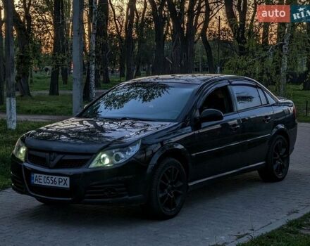 Черный Опель Вектра, объемом двигателя 1.8 л и пробегом 295 тыс. км за 4300 $, фото 1 на Automoto.ua