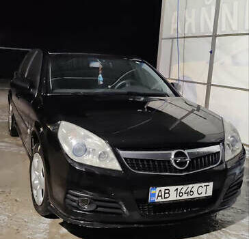 Чорний Опель Вектра, об'ємом двигуна 2.2 л та пробігом 210 тис. км за 4500 $, фото 1 на Automoto.ua