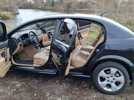 Черный Опель Вектра, объемом двигателя 2.2 л и пробегом 288 тыс. км за 5000 $, фото 1 на Automoto.ua