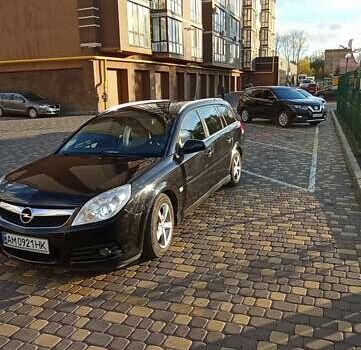 Черный Опель Вектра, объемом двигателя 1.9 л и пробегом 250 тыс. км за 6200 $, фото 1 на Automoto.ua