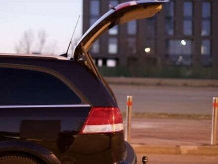 Чорний Опель Вектра, об'ємом двигуна 1.91 л та пробігом 360 тис. км за 5600 $, фото 1 на Automoto.ua