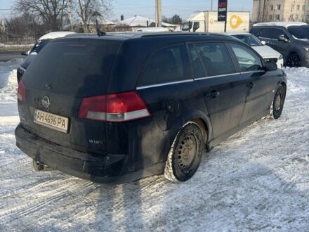 Черный Опель Вектра, объемом двигателя 1.9 л и пробегом 263 тыс. км за 4399 $, фото 1 на Automoto.ua