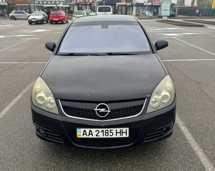Черный Опель Вектра, объемом двигателя 2.2 л и пробегом 204 тыс. км за 4000 $, фото 1 на Automoto.ua