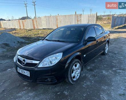 Черный Опель Вектра, объемом двигателя 1.8 л и пробегом 244 тыс. км за 3500 $, фото 1 на Automoto.ua