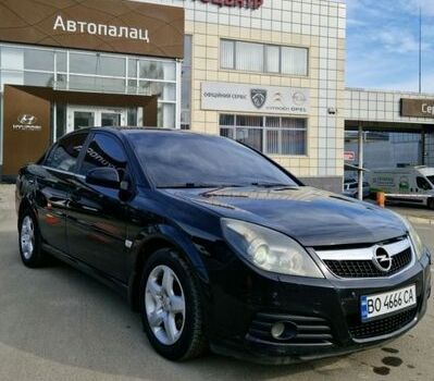 Черный Опель Вектра, объемом двигателя 2.2 л и пробегом 362 тыс. км за 5000 $, фото 1 на Automoto.ua