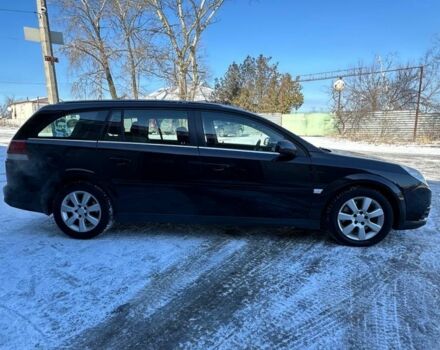 Черный Опель Вектра, объемом двигателя 3 л и пробегом 280 тыс. км за 1900 $, фото 1 на Automoto.ua