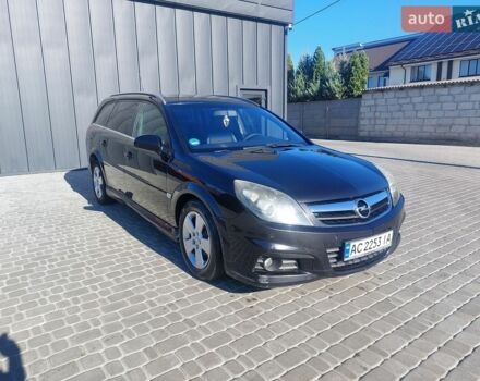Черный Опель Вектра, объемом двигателя 1.9 л и пробегом 257 тыс. км за 5700 $, фото 1 на Automoto.ua