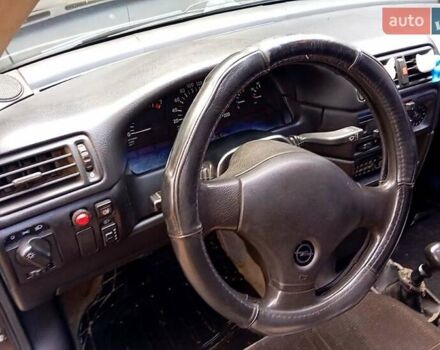 Фиолетовый Опель Вектра, объемом двигателя 1.8 л и пробегом 240 тыс. км за 1790 $, фото 4 на Automoto.ua