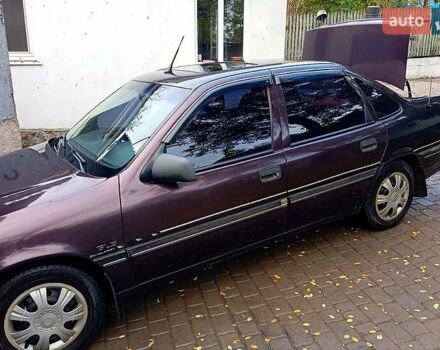 Фиолетовый Опель Вектра, объемом двигателя 1.8 л и пробегом 240 тыс. км за 1790 $, фото 3 на Automoto.ua