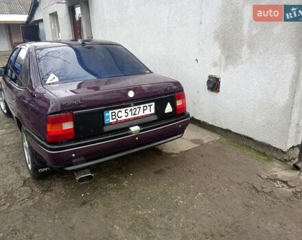 Фиолетовый Опель Вектра, объемом двигателя 1.8 л и пробегом 256 тыс. км за 1100 $, фото 9 на Automoto.ua