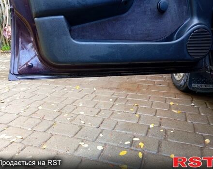 Фиолетовый Опель Вектра, объемом двигателя 1.8 л и пробегом 240 тыс. км за 1790 $, фото 6 на Automoto.ua