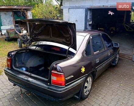 Фиолетовый Опель Вектра, объемом двигателя 1.8 л и пробегом 240 тыс. км за 1790 $, фото 7 на Automoto.ua