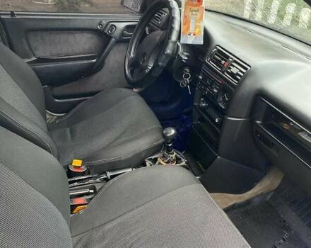 Фиолетовый Опель Вектра, объемом двигателя 1.8 л и пробегом 400 тыс. км за 1650 $, фото 3 на Automoto.ua