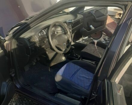 Фіолетовий Опель Вектра, об'ємом двигуна 2 л та пробігом 100 тис. км за 1300 $, фото 7 на Automoto.ua