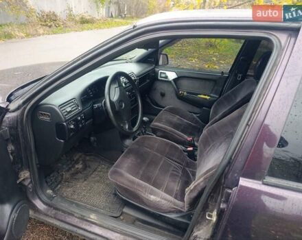 Фіолетовий Опель Вектра, об'ємом двигуна 1.6 л та пробігом 386 тис. км за 1600 $, фото 5 на Automoto.ua