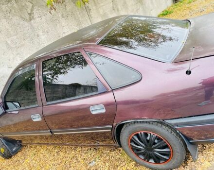 Фиолетовый Опель Вектра, объемом двигателя 1.8 л и пробегом 400 тыс. км за 1800 $, фото 4 на Automoto.ua