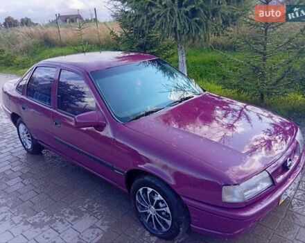 Фиолетовый Опель Вектра, объемом двигателя 1.6 л и пробегом 338 тыс. км за 700 $, фото 13 на Automoto.ua