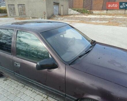 Фиолетовый Опель Вектра, объемом двигателя 1.7 л и пробегом 410 тыс. км за 1350 $, фото 3 на Automoto.ua