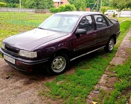Фиолетовый Опель Вектра, объемом двигателя 1.8 л и пробегом 250 тыс. км за 800 $, фото 4 на Automoto.ua