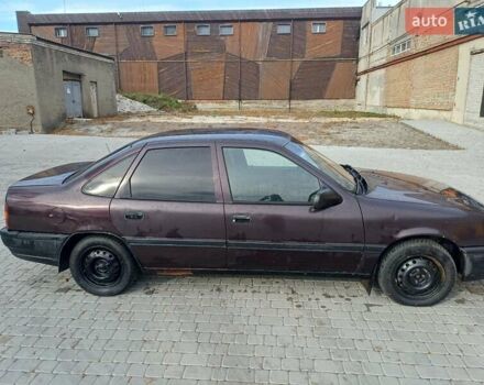 Фиолетовый Опель Вектра, объемом двигателя 1.7 л и пробегом 410 тыс. км за 1350 $, фото 7 на Automoto.ua