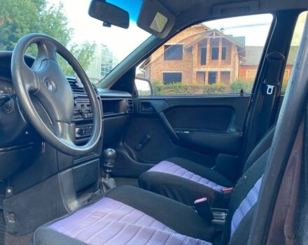 Фиолетовый Опель Вектра, объемом двигателя 1.7 л и пробегом 460 тыс. км за 1150 $, фото 4 на Automoto.ua