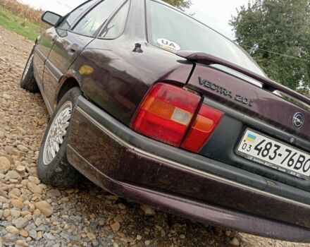 Фиолетовый Опель Вектра, объемом двигателя 2 л и пробегом 255 тыс. км за 800 $, фото 1 на Automoto.ua