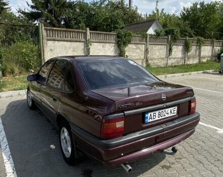 Фиолетовый Опель Вектра, объемом двигателя 1.8 л и пробегом 300 тыс. км за 1650 $, фото 4 на Automoto.ua