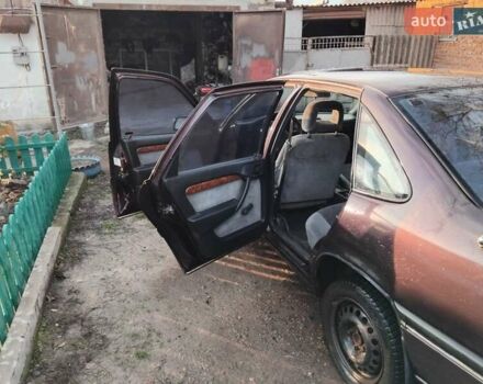 Фіолетовий Опель Вектра, об'ємом двигуна 2 л та пробігом 44 тис. км за 1600 $, фото 4 на Automoto.ua