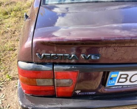 Фиолетовый Опель Вектра, объемом двигателя 2.5 л и пробегом 400 тыс. км за 1200 $, фото 4 на Automoto.ua