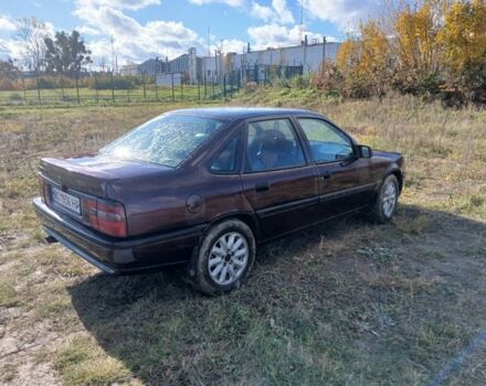 Фиолетовый Опель Вектра, объемом двигателя 2.5 л и пробегом 400 тыс. км за 1200 $, фото 3 на Automoto.ua