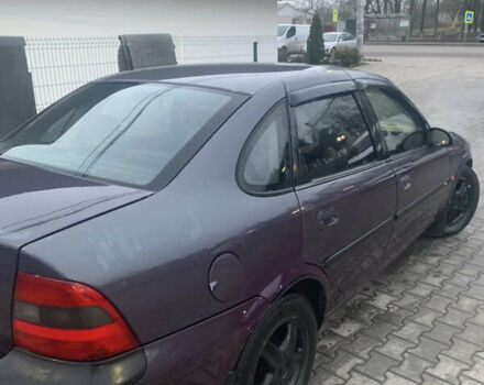 Фиолетовый Опель Вектра, объемом двигателя 1.79 л и пробегом 300 тыс. км за 1350 $, фото 10 на Automoto.ua