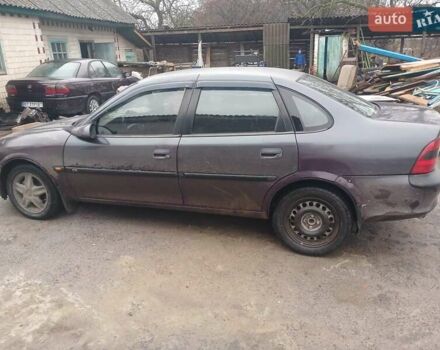 Фиолетовый Опель Вектра, объемом двигателя 1.79 л и пробегом 888 тыс. км за 1500 $, фото 5 на Automoto.ua