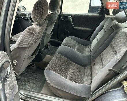 Фіолетовий Опель Вектра, об'ємом двигуна 1.7 л та пробігом 345 тис. км за 2200 $, фото 29 на Automoto.ua