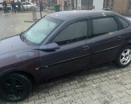 Фиолетовый Опель Вектра, объемом двигателя 1.79 л и пробегом 300 тыс. км за 1350 $, фото 6 на Automoto.ua