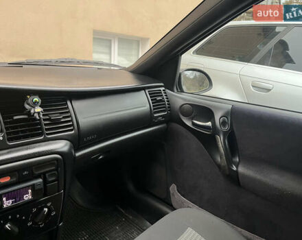 Фіолетовий Опель Вектра, об'ємом двигуна 1.8 л та пробігом 307 тис. км за 1900 $, фото 11 на Automoto.ua