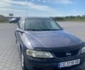 Фиолетовый Опель Вектра, объемом двигателя 1.6 л и пробегом 200 тыс. км за 1800 $, фото 1 на Automoto.ua