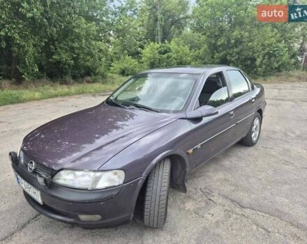 Фиолетовый Опель Вектра, объемом двигателя 2 л и пробегом 410 тыс. км за 2700 $, фото 1 на Automoto.ua